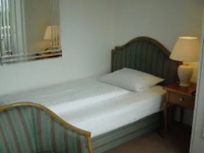 Hotel Flora 3*