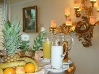 Flora Hotel 3*