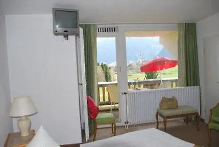 Flora Hotel 3*