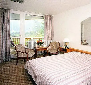 Hotel Flora 3*
